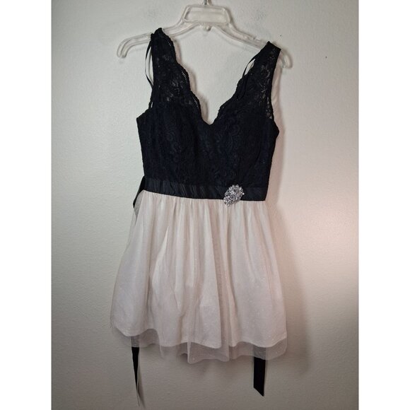 As U Wish Formal Party Dress Knee Length Homecoming Prom Sparkle Lace Boho Sz 7 - Picture 1 of 9
